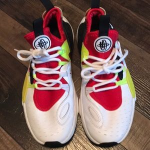 Nike Huarache E.D.G.E.Bg Boys Shoes